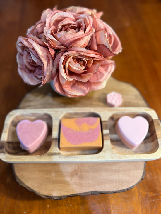 Valentine’s Gift Set shampoo and soap bars